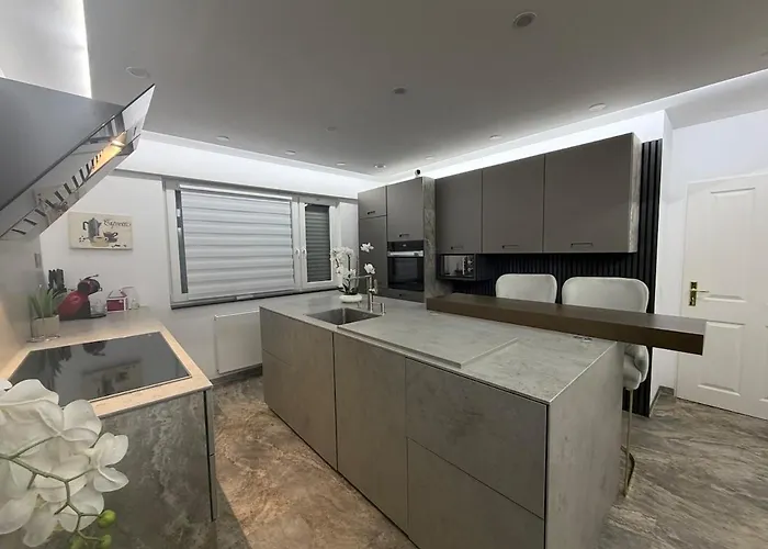 Modernes Nahe Koeln Ruhig Und Komfortabel * 贝尔吉施-格拉德巴赫